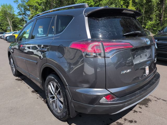Used 2018 Toyota RAV4 XLE AWD/4WD image 7