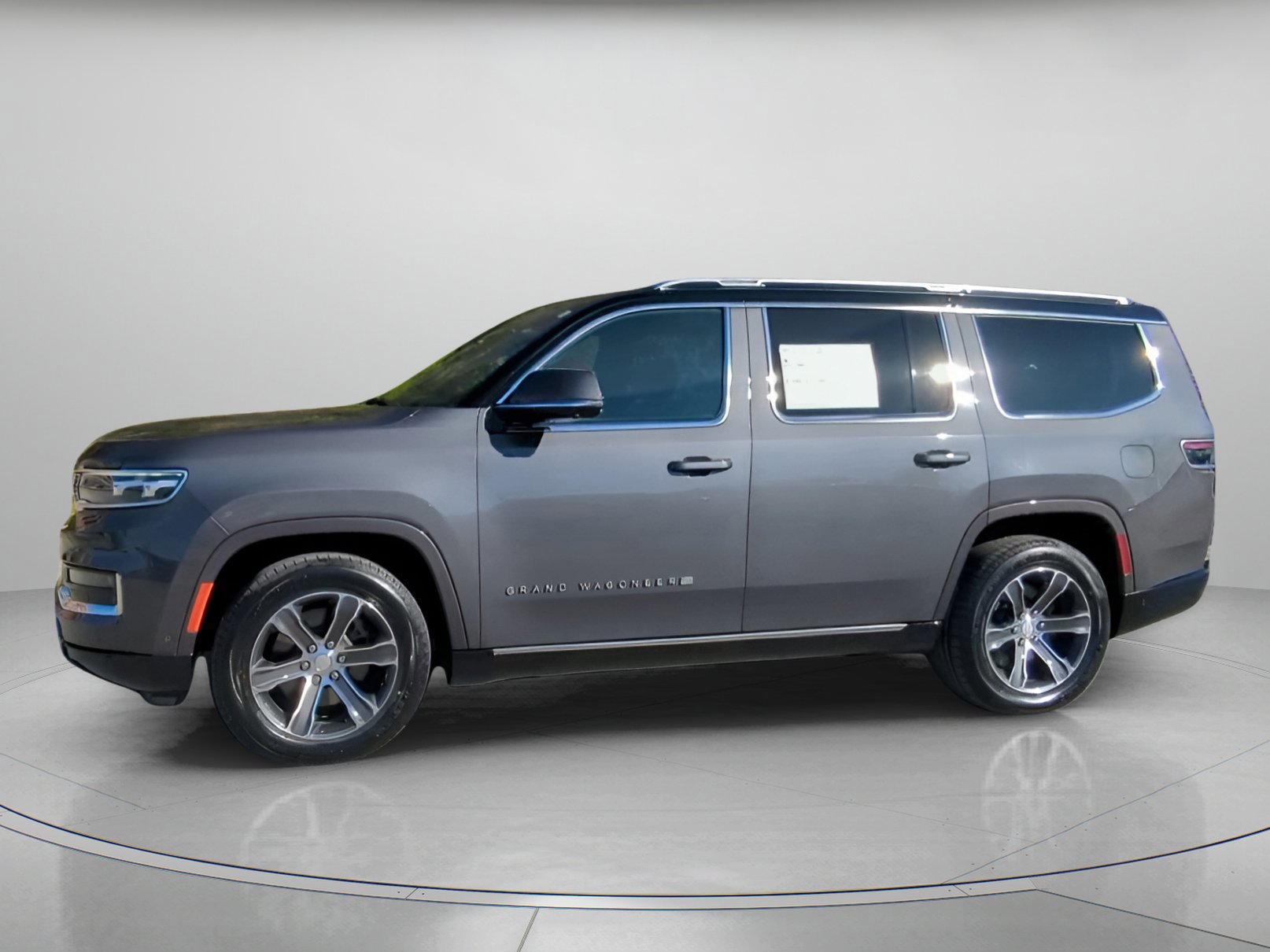 Used 2022 Jeep Grand Wagoneer Series I image 7