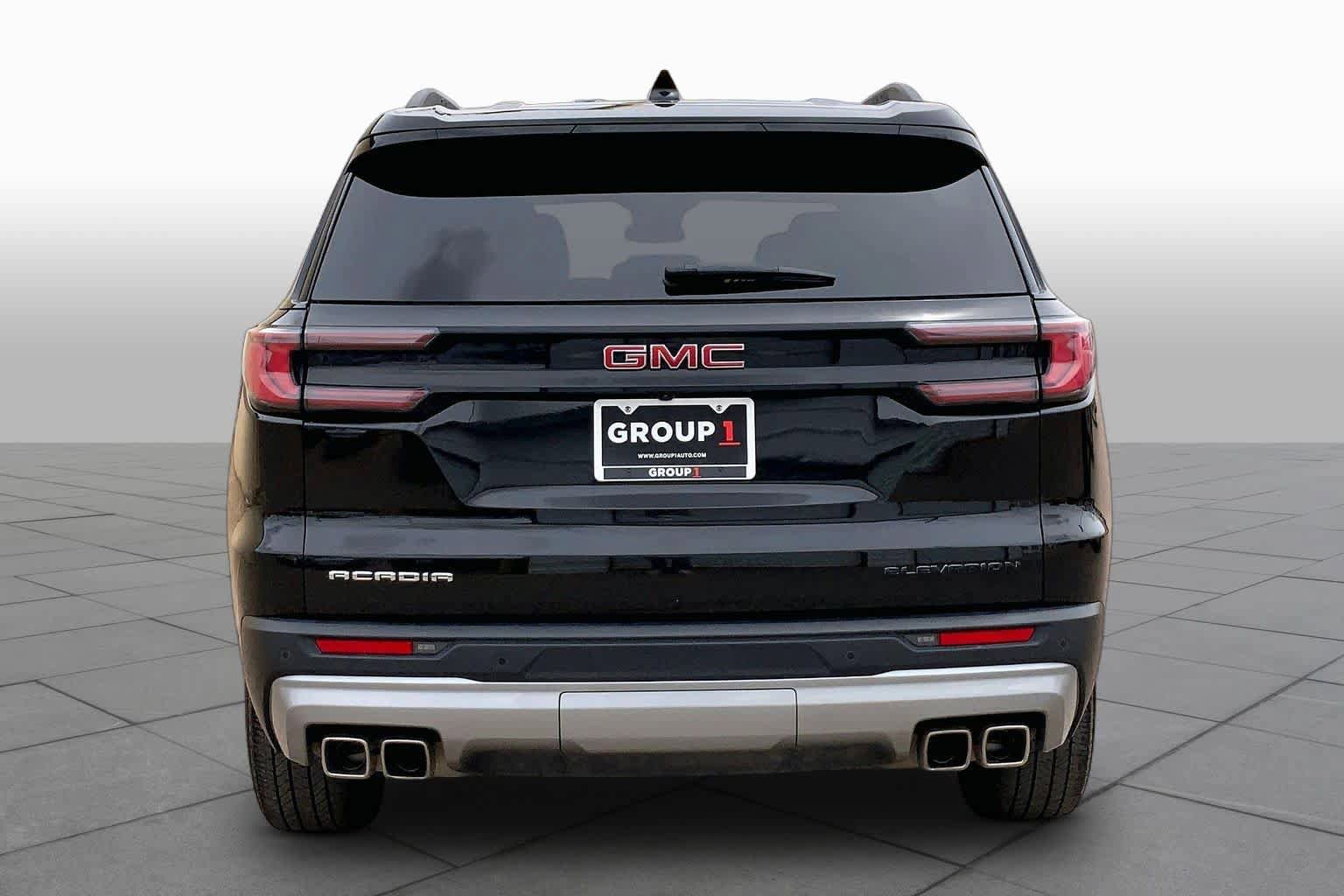 Used 2025 GMC Acadia Elevation FWD image 5