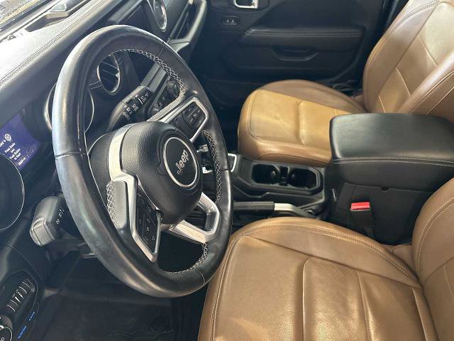 Used 2022 Jeep Wrangler Unlimited Sahara w/ Cold Weather Group image 19