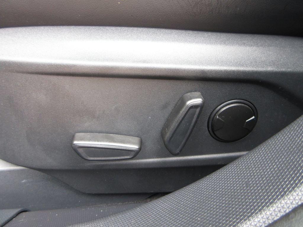 Certified 2023 Ford Mustang Mach-E Select RWD image 12