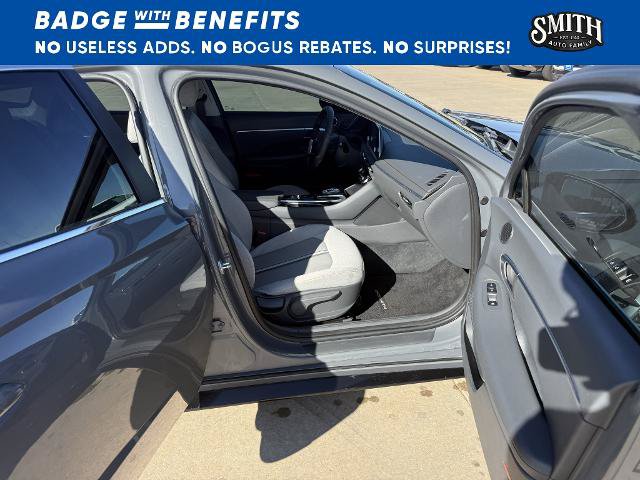 Used 2020 Hyundai Sonata SEL FWD image 12