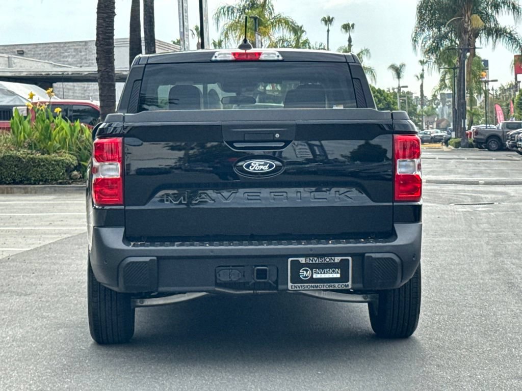 Certified 2025 Ford Maverick XLT w/ 4K Tow Package AWD/4WD image 11