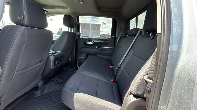 Used 2025 Chevrolet Silverado 1500 LT Trail Boss w/ Convenience Package II AWD/4WD image 15