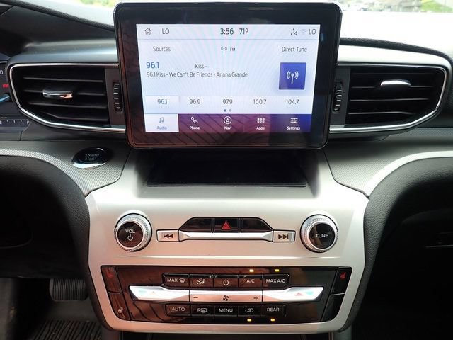 Certified 2022 Ford Explorer XLT w/ Equipment Group 202A AWD/4WD image 15