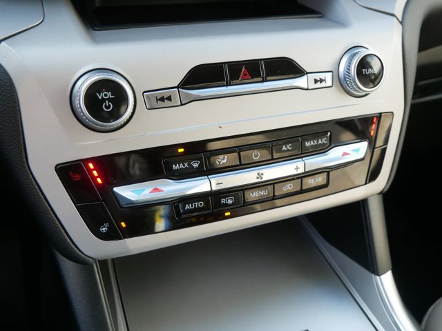 Certified 2023 Ford Explorer XLT w/ Equipment Group 202A image 25