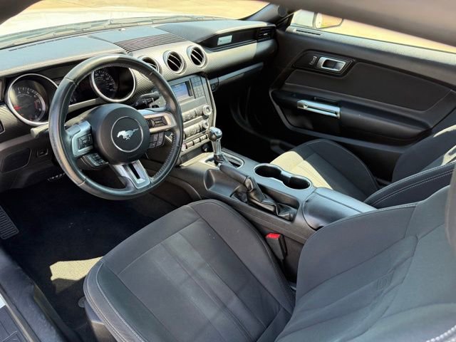 Certified 2019 Ford Mustang Coupe RWD image 11