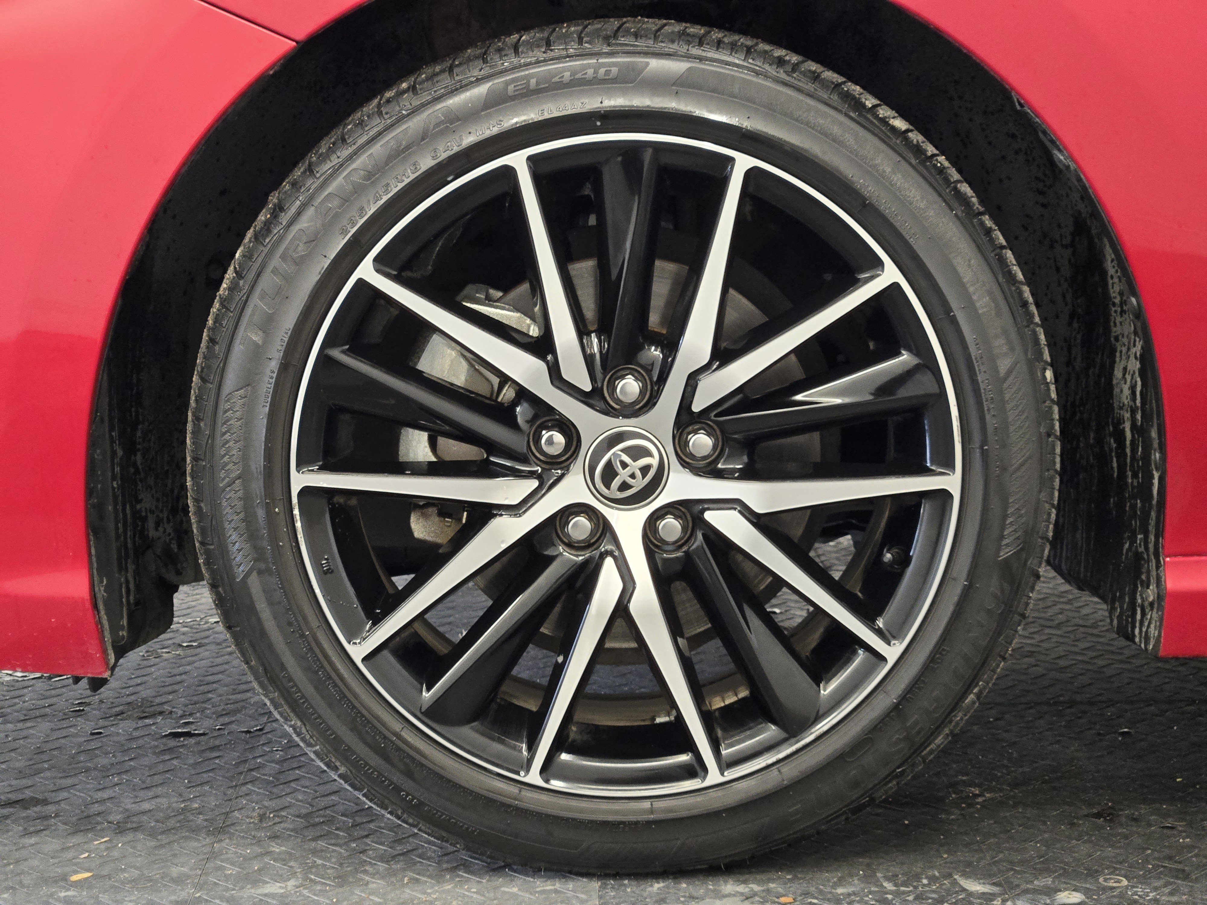 Used 2022 Toyota Camry SE image 10