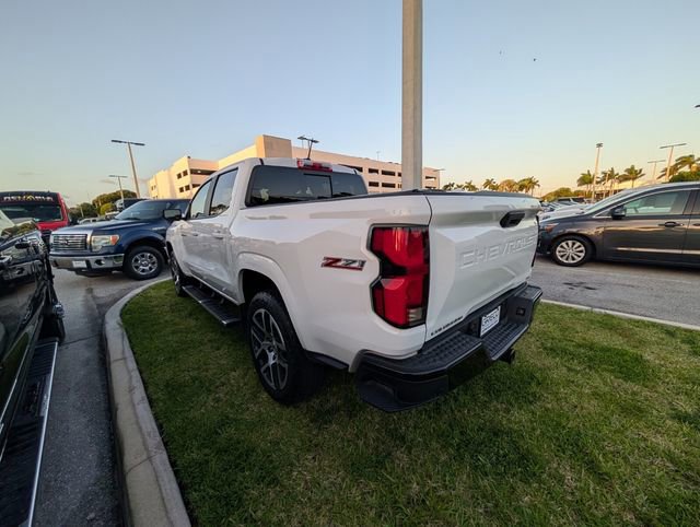 Used 2023 Chevrolet Colorado Z71 w/ Z71 Convenience Package 2 image 2