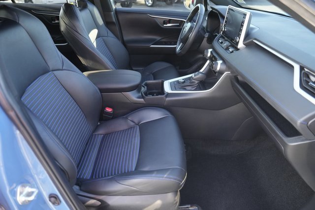 Used 2022 Toyota RAV4 XSE image 19