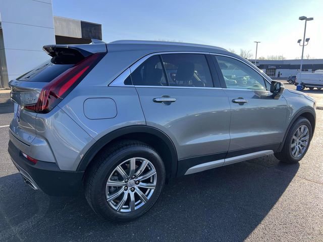 Used 2023 Cadillac XT4 Premium Luxury image 5