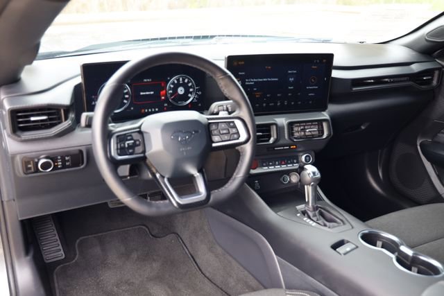 Certified 2025 Ford Mustang GT RWD image 11