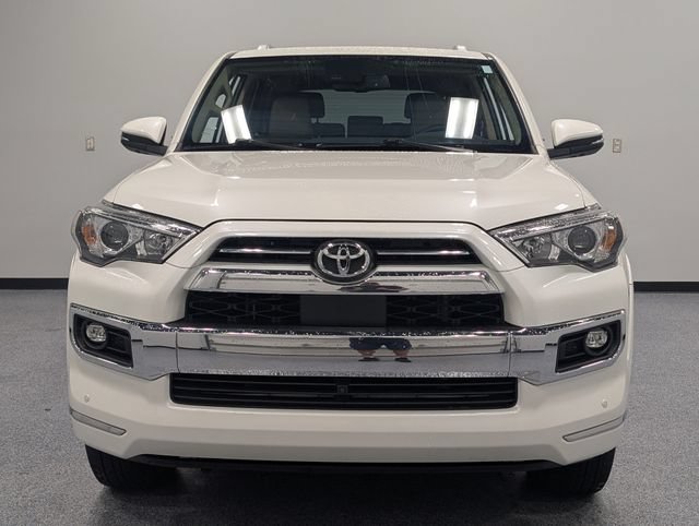 Used 2023 Toyota 4Runner Limited AWD/4WD image 4