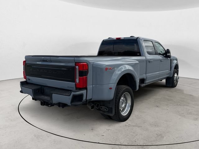 Certified 2025 Ford F450 Platinum w/ FX4 Off-Road Package AWD/4WD image 5