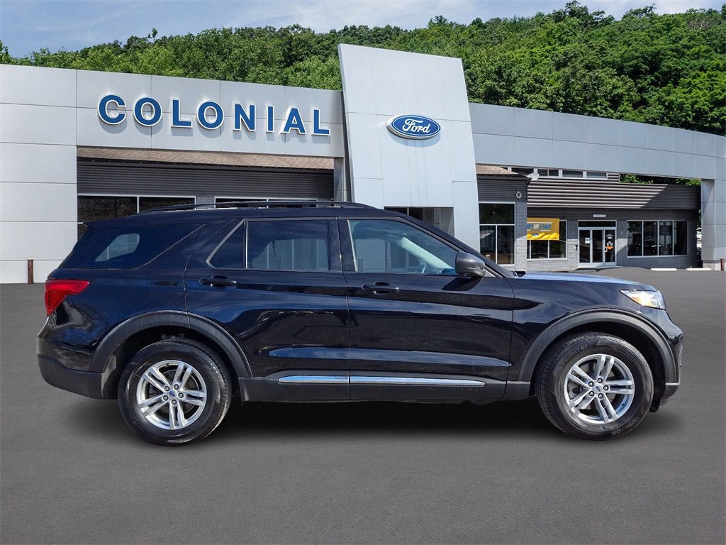 Certified 2023 Ford Explorer XLT image 5