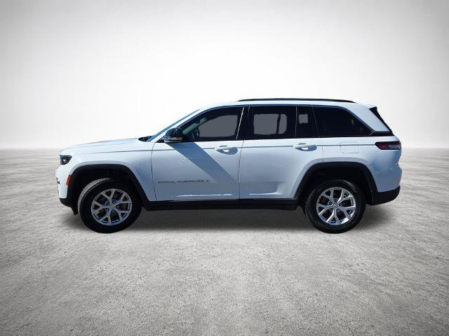 Used 2023 Jeep Grand Cherokee Limited AWD/4WD image 5