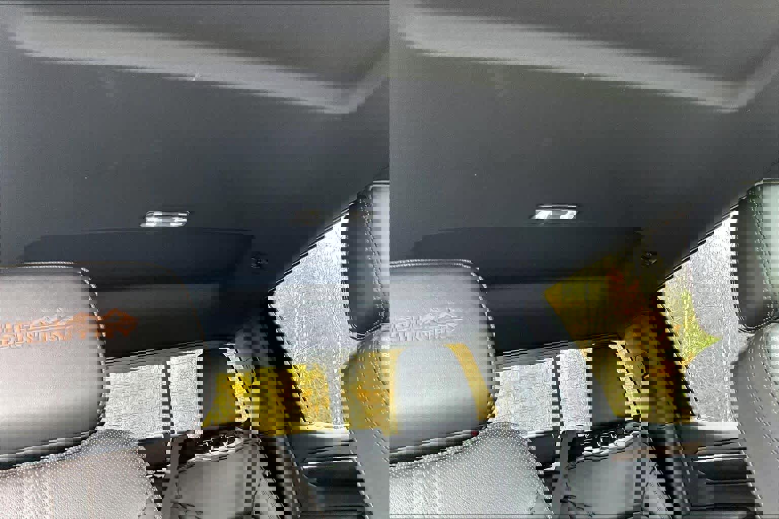 Used 2023 Chevrolet Silverado 1500 High Country w/ Z71 Off-Road Package AWD/4WD image 14