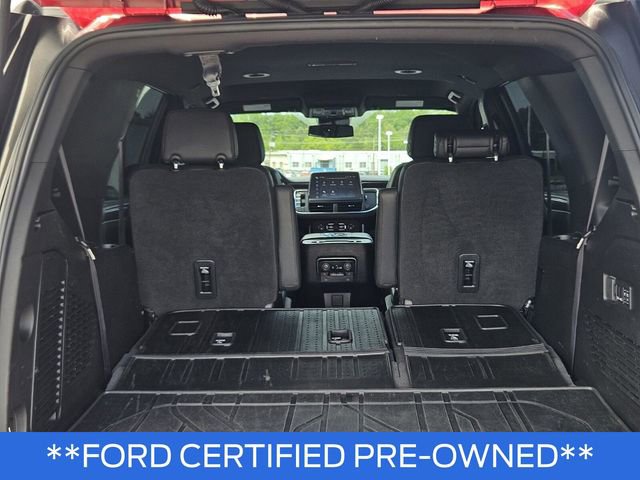 Used 2024 Chevrolet Tahoe Z71 w/ Luxury Package image 11
