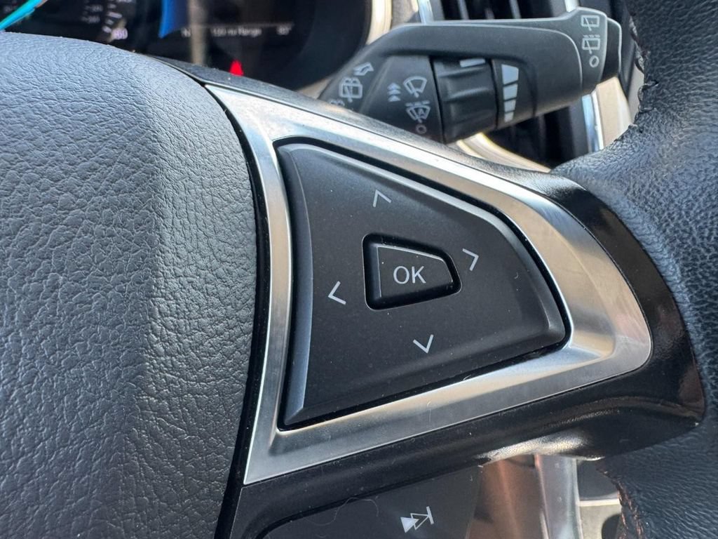 Certified 2024 Ford Edge Titanium AWD/4WD image 17