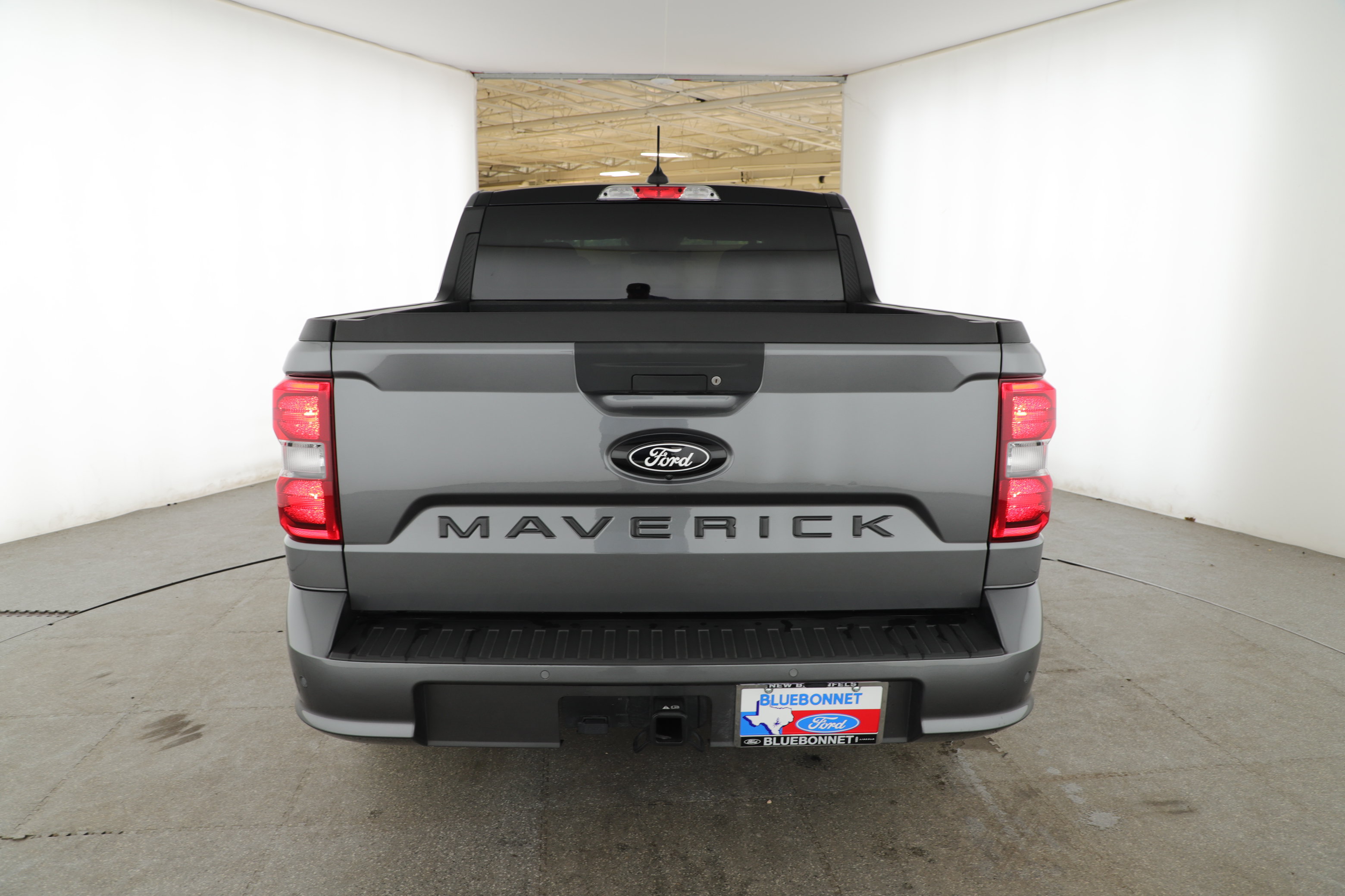 Certified 2025 Ford Maverick Lobo AWD/4WD image 4
