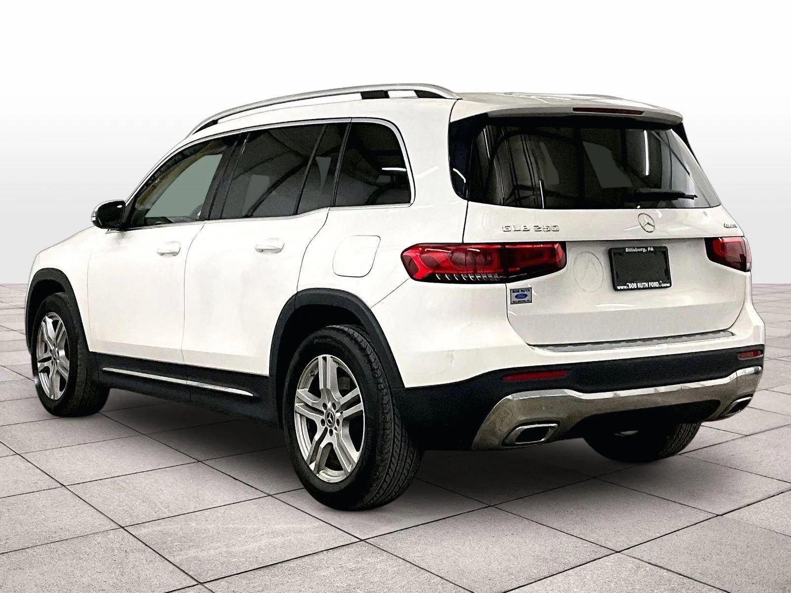 Used 2021 Mercedes-Benz GLB 250 4MATIC image 10