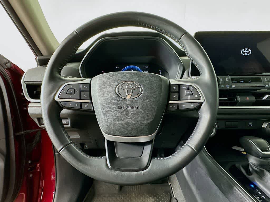 Used 2024 Toyota Grand Highlander AWD image 16