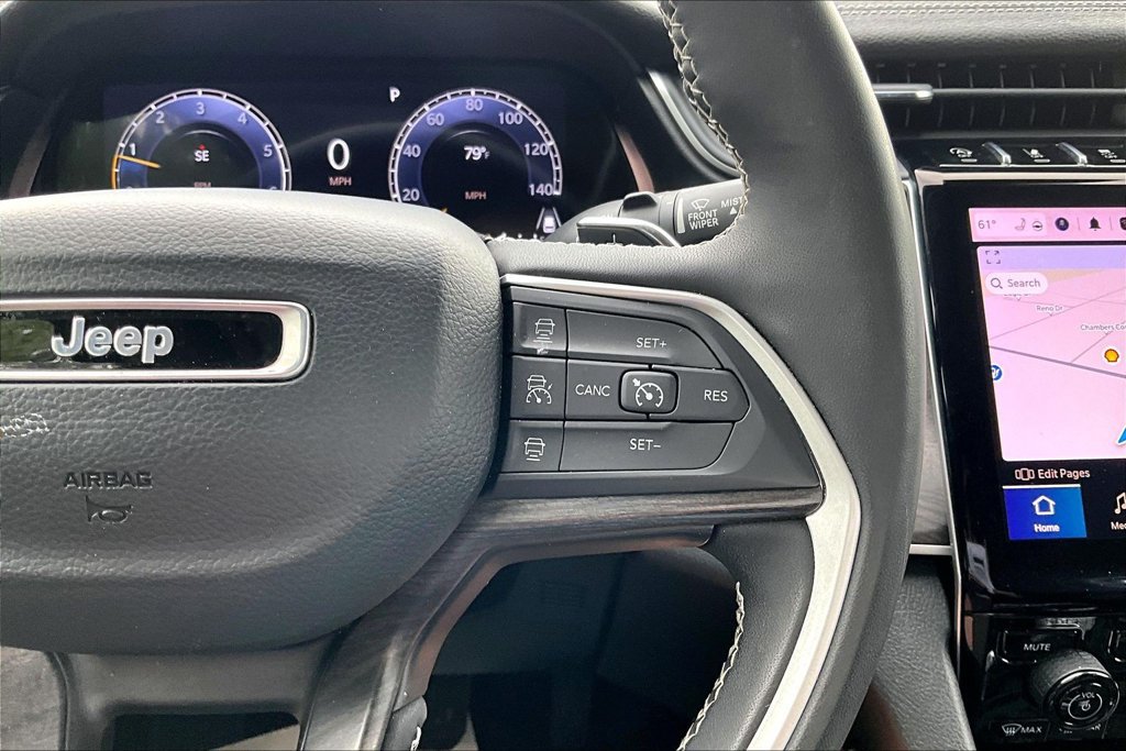 Used 2023 Jeep Grand Cherokee L Limited w/ Luxury Tech Group II AWD/4WD image 18