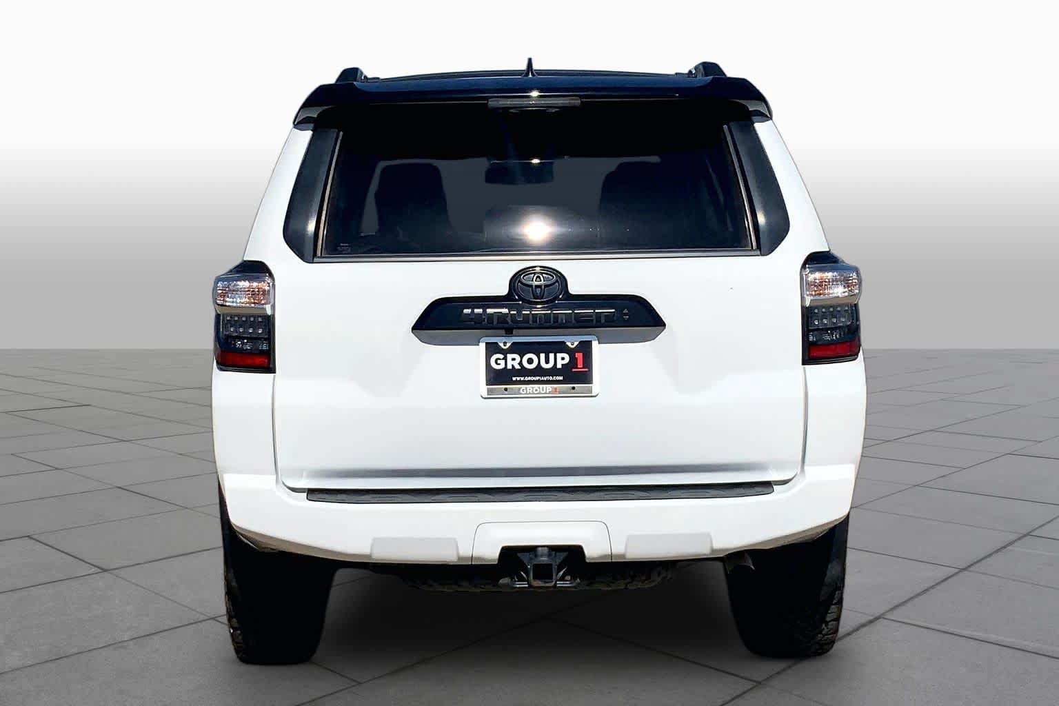 Used 2021 Toyota 4Runner Venture AWD/4WD image 5