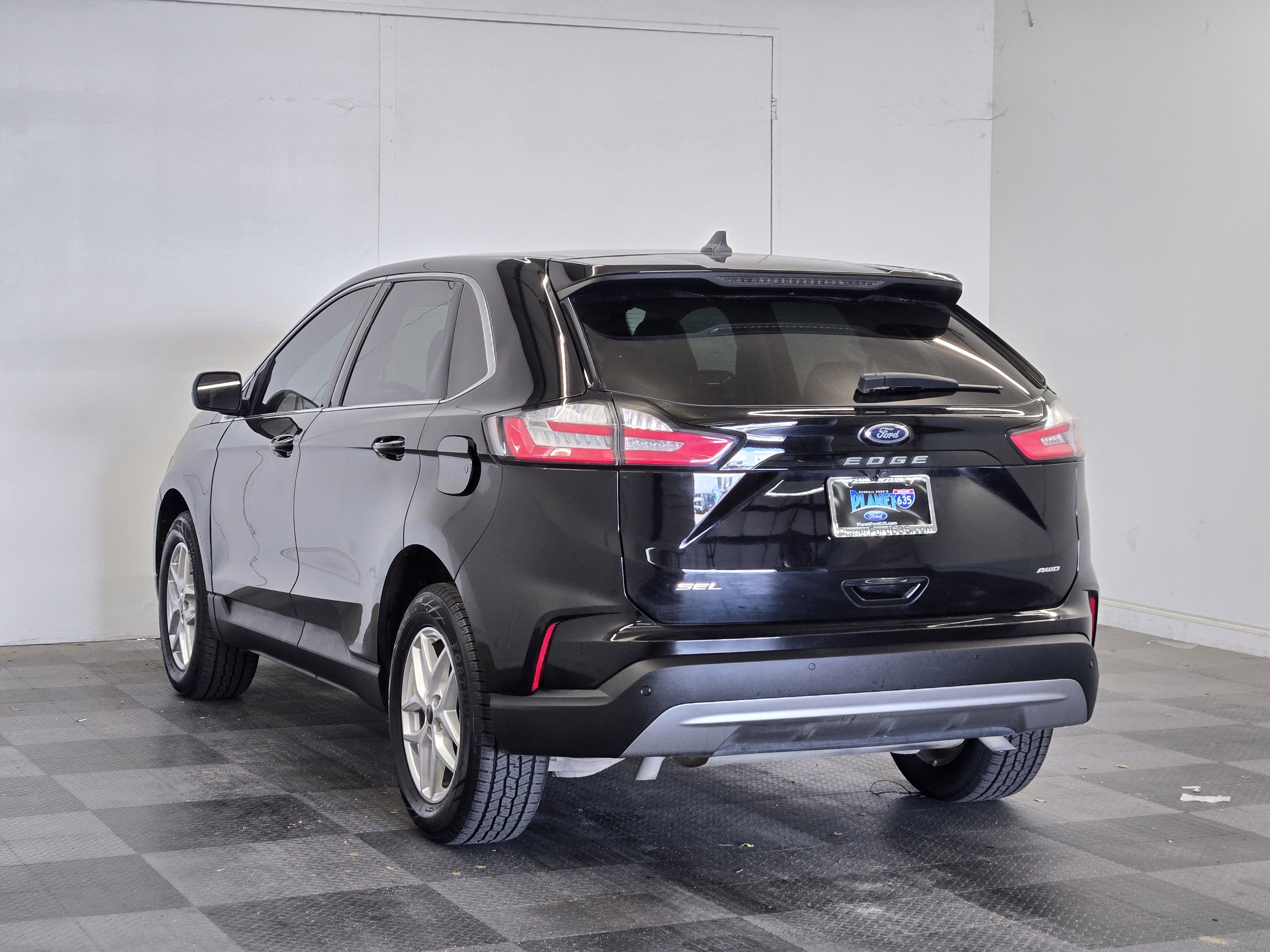 Certified 2023 Ford Edge SEL w/ Convenience Package AWD/4WD image 5