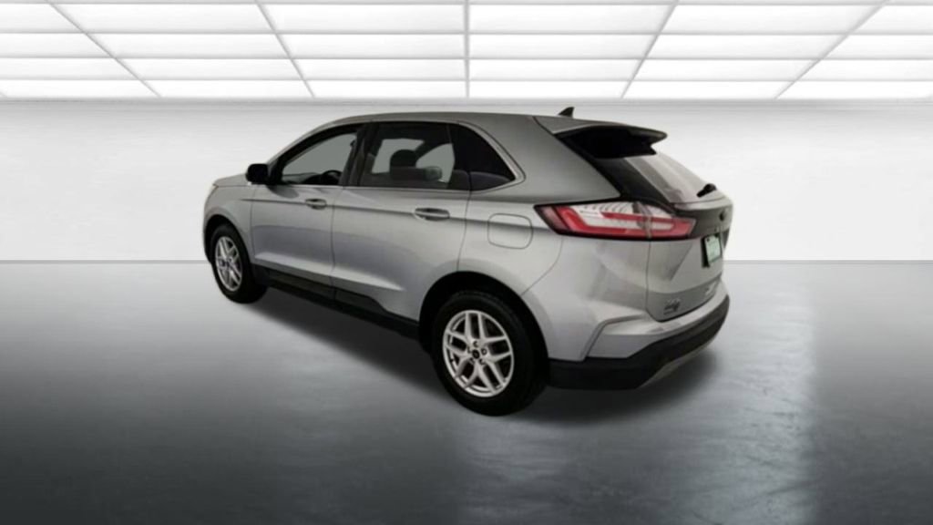 Certified 2023 Ford Edge SEL image 7