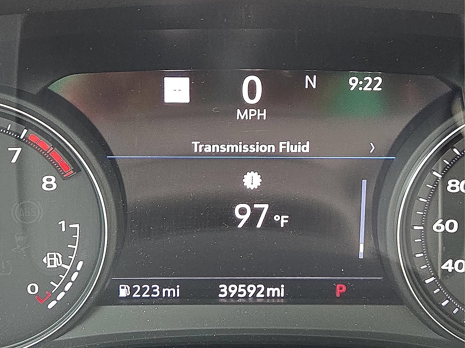 Used 2023 Cadillac XT6 Premium Luxury w/ Technology Package FWD image 23