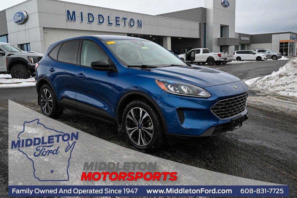 Certified 2022 Ford Escape SE w/ SE Sport Appearance Package