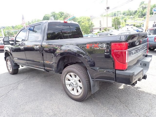 Certified 2022 Ford F350 Platinum w/ FX4 Off-Road Package AWD/4WD image 3