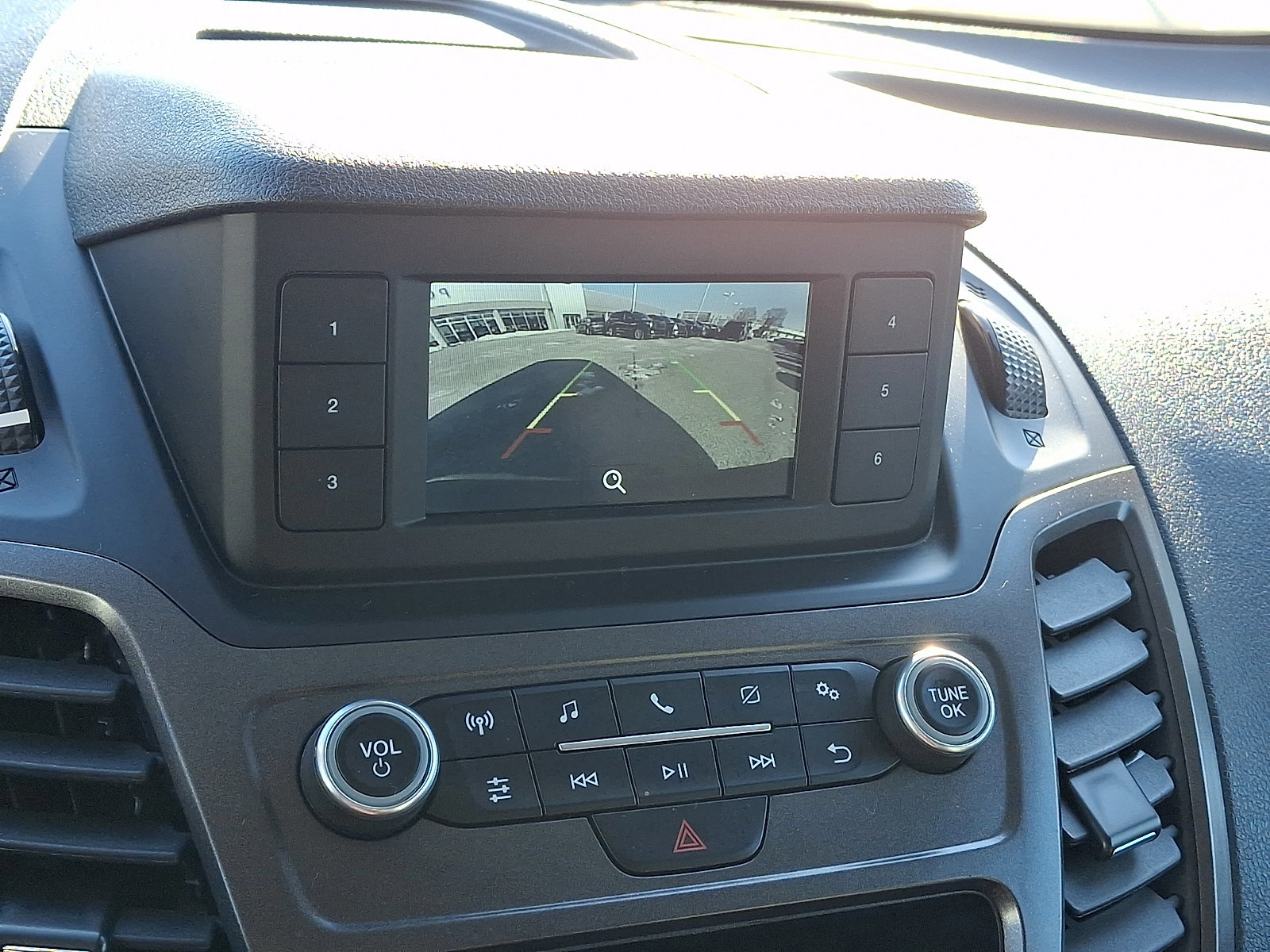 Certified 2023 Ford Transit Connect XL w/ Trailer Tow Package image 25