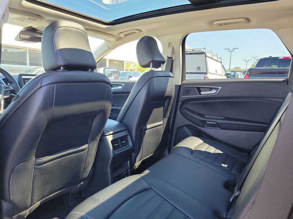 Certified 2023 Ford Edge SEL w/ Convenience Package AWD/4WD image 16