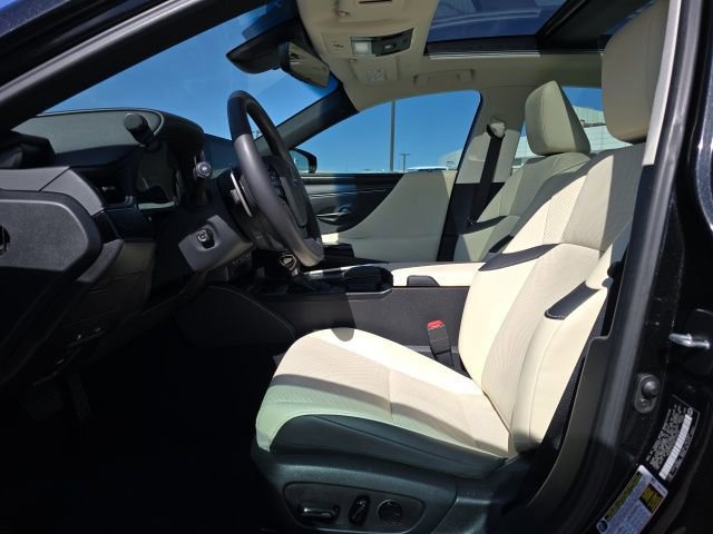 Used 2022 Lexus ES 350 w/ Premium Package FWD image 11