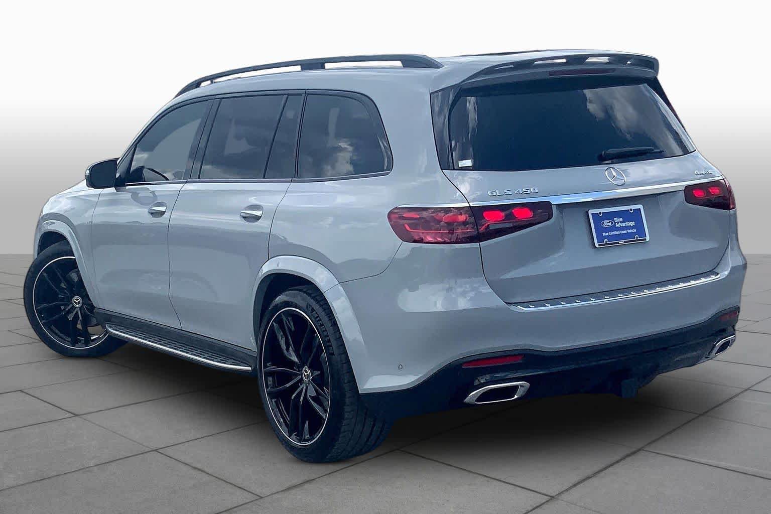 Used 2024 Mercedes-Benz GLS 450 4MATIC image 12