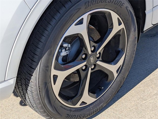 Certified 2024 Ford Escape ST-Line Select w/ Tech Pack #2 image 9