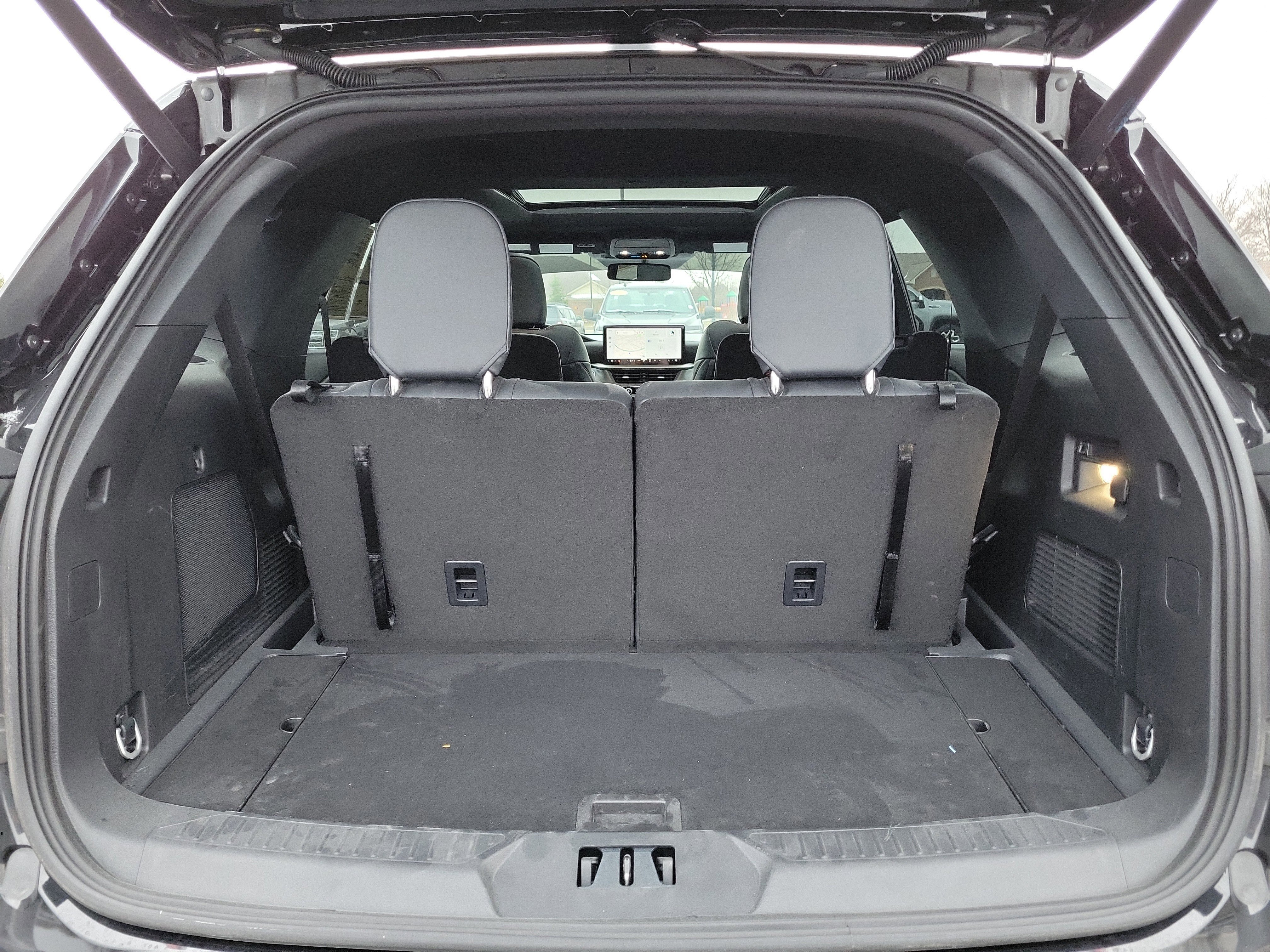 Certified 2025 Ford Explorer ST-Line w/ Premium Package image 8