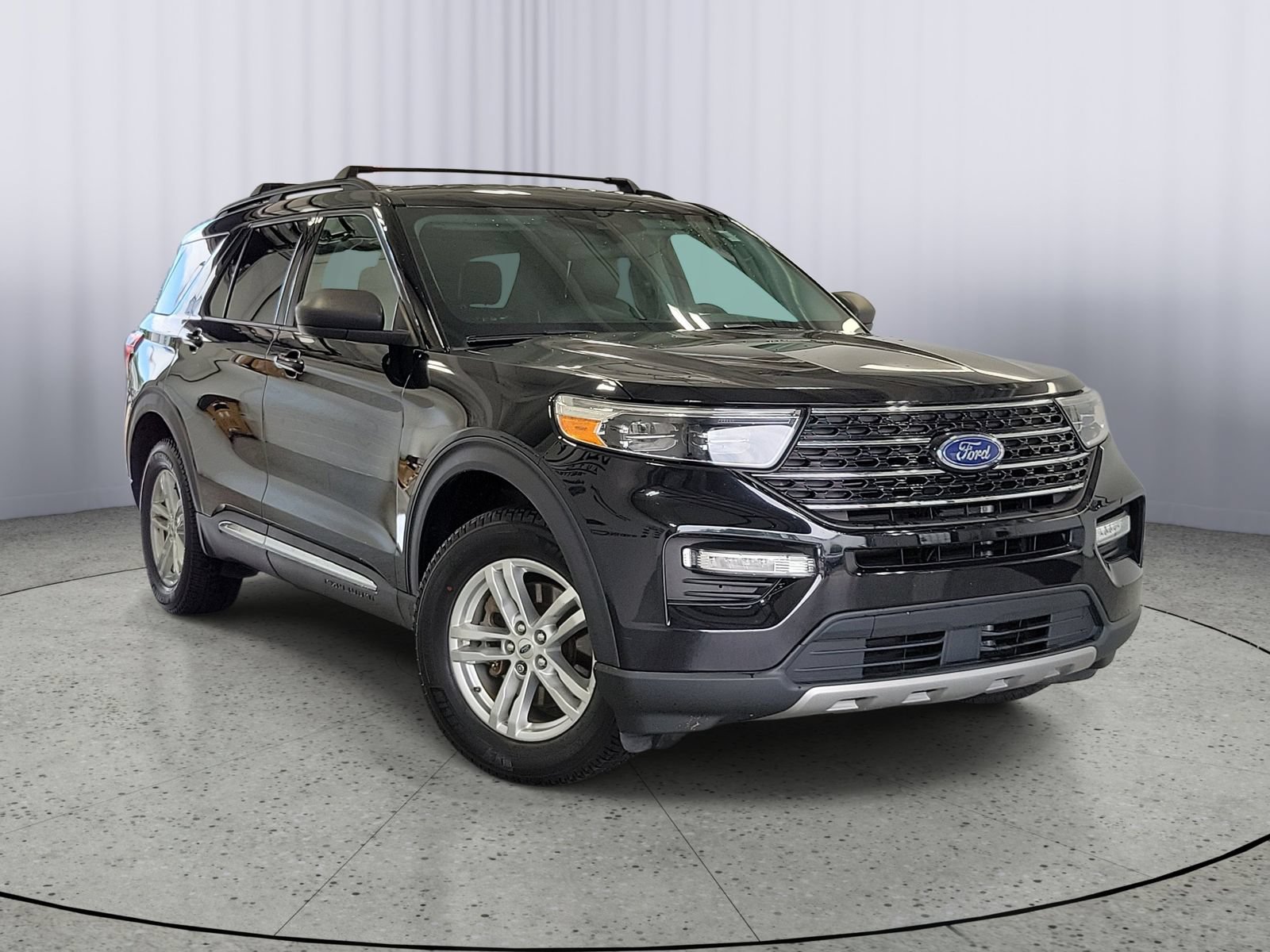 Certified 2020 Ford Explorer XLT w/ Equipment Group 202A