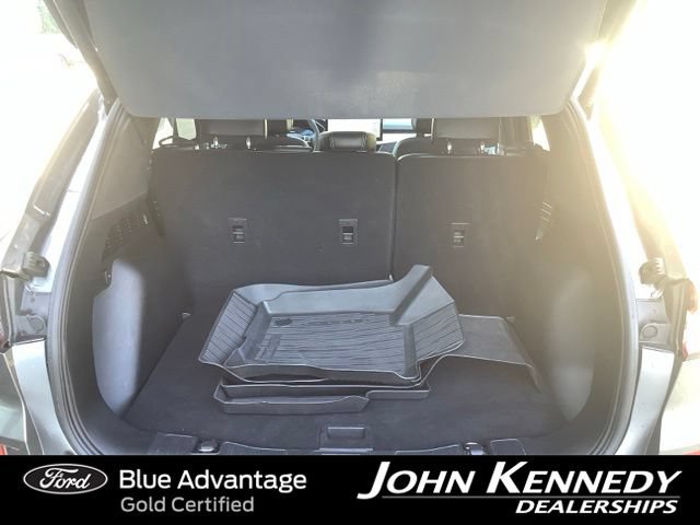 Certified 2023 Ford Escape Platinum w/ Premium Technology Package AWD/4WD image 36