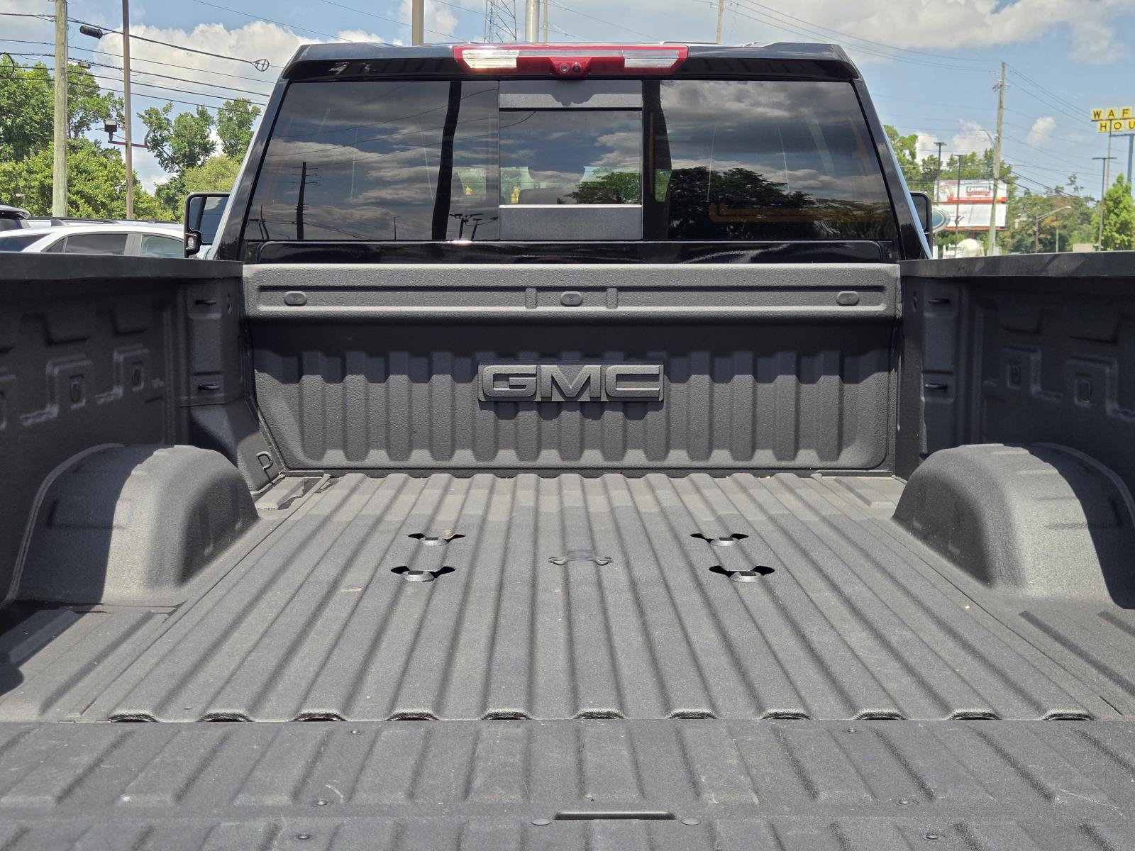 Used 2026 GMC Sierra 2500 Denali Ultimate AWD/4WD image 15