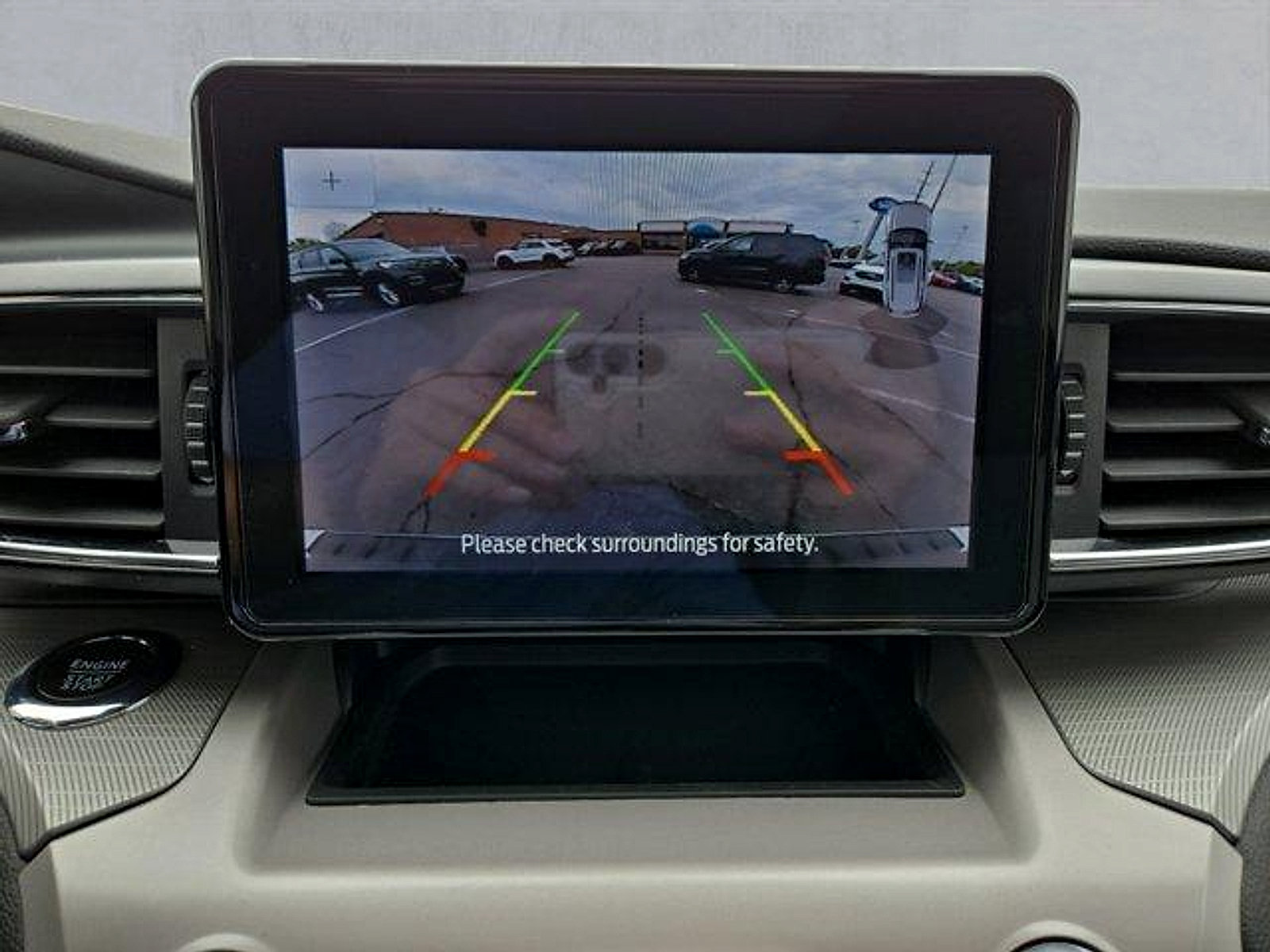 Certified 2023 Ford Explorer XLT w/ Equipment Group 202A AWD/4WD image 19