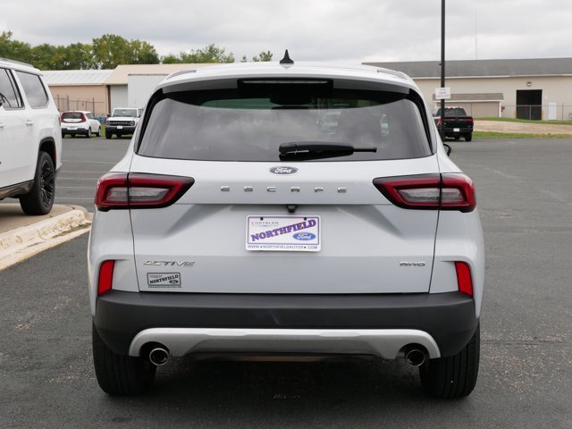 Certified 2025 Ford Escape Active AWD/4WD image 7
