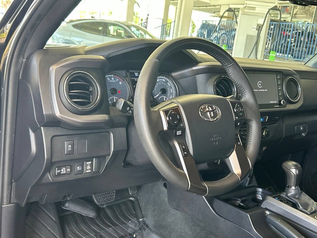 Used 2023 Toyota Tacoma TRD Off-Road w/ Technology Package RWD image 33