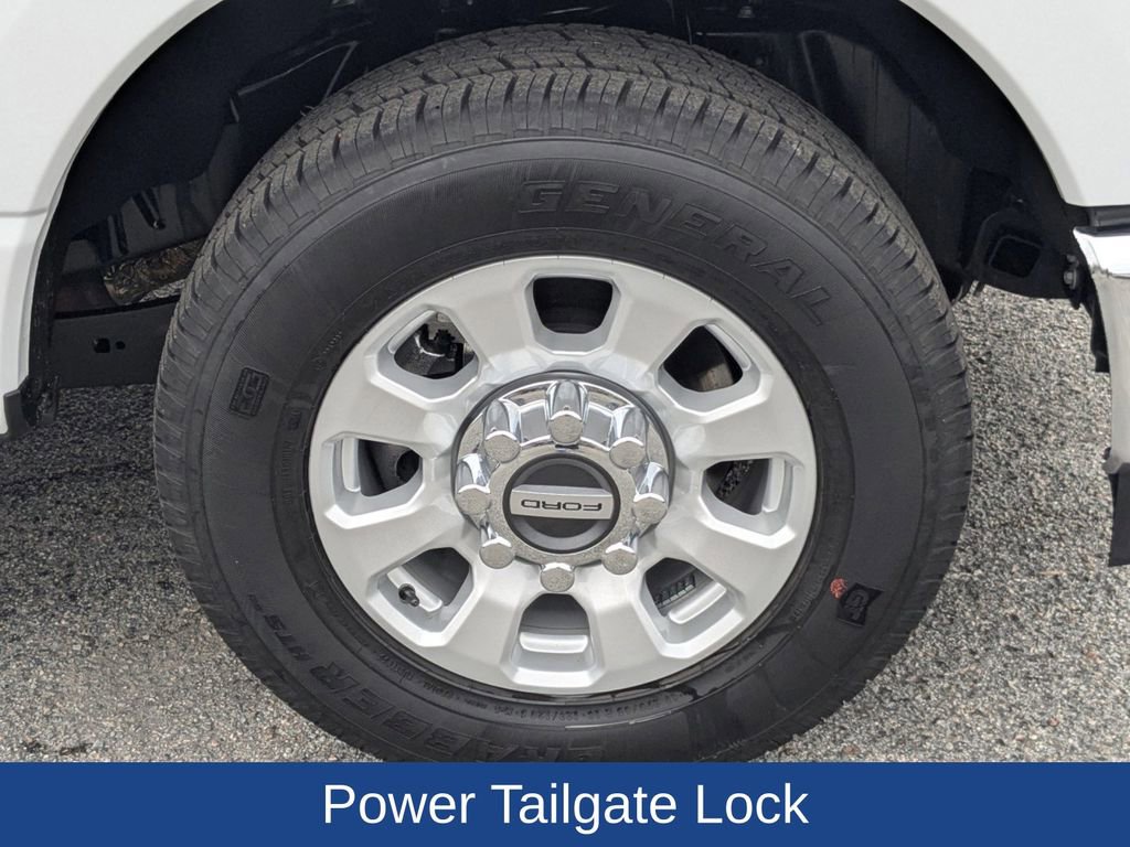 Certified 2023 Ford F250 XL w/ XL Chrome Package image 12