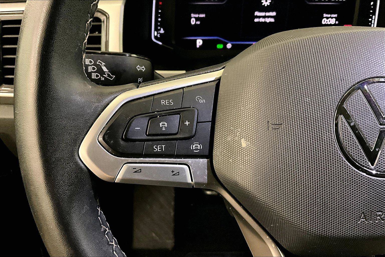 Used 2023 Volkswagen Atlas SE image 17