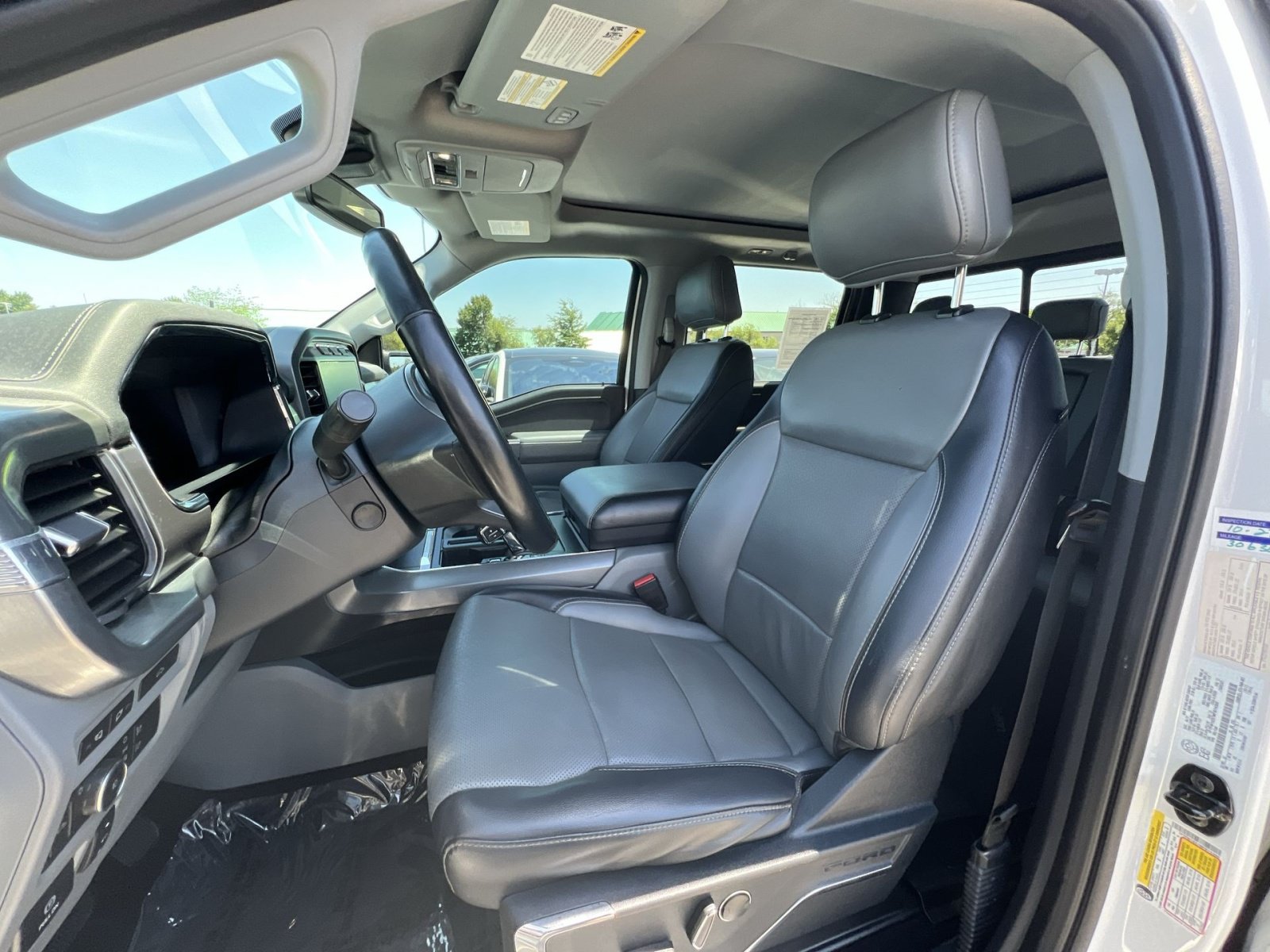 Certified 2021 Ford F150 Lariat w/ Equipment Group 502A High AWD/4WD image 21