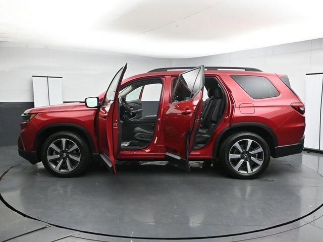 Used 2024 Honda Pilot Elite image 39