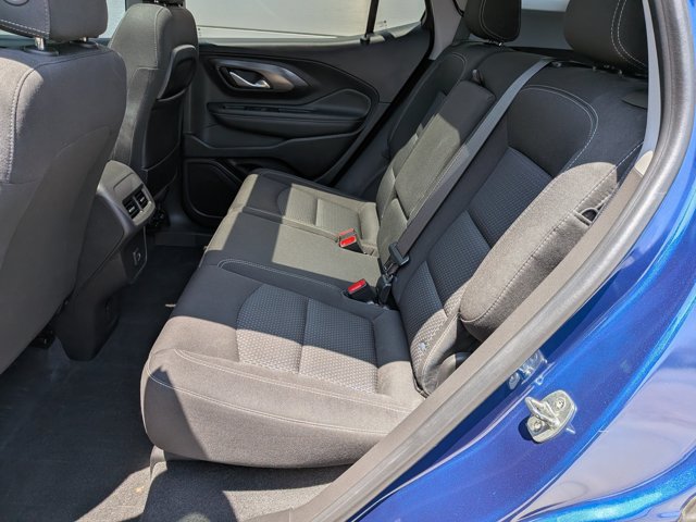 Used 2022 GMC Terrain SLE w/ Driver Convenience Package FWD image 32